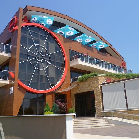 Family Hotel - Restaurant Ring Montana Kültér fotó