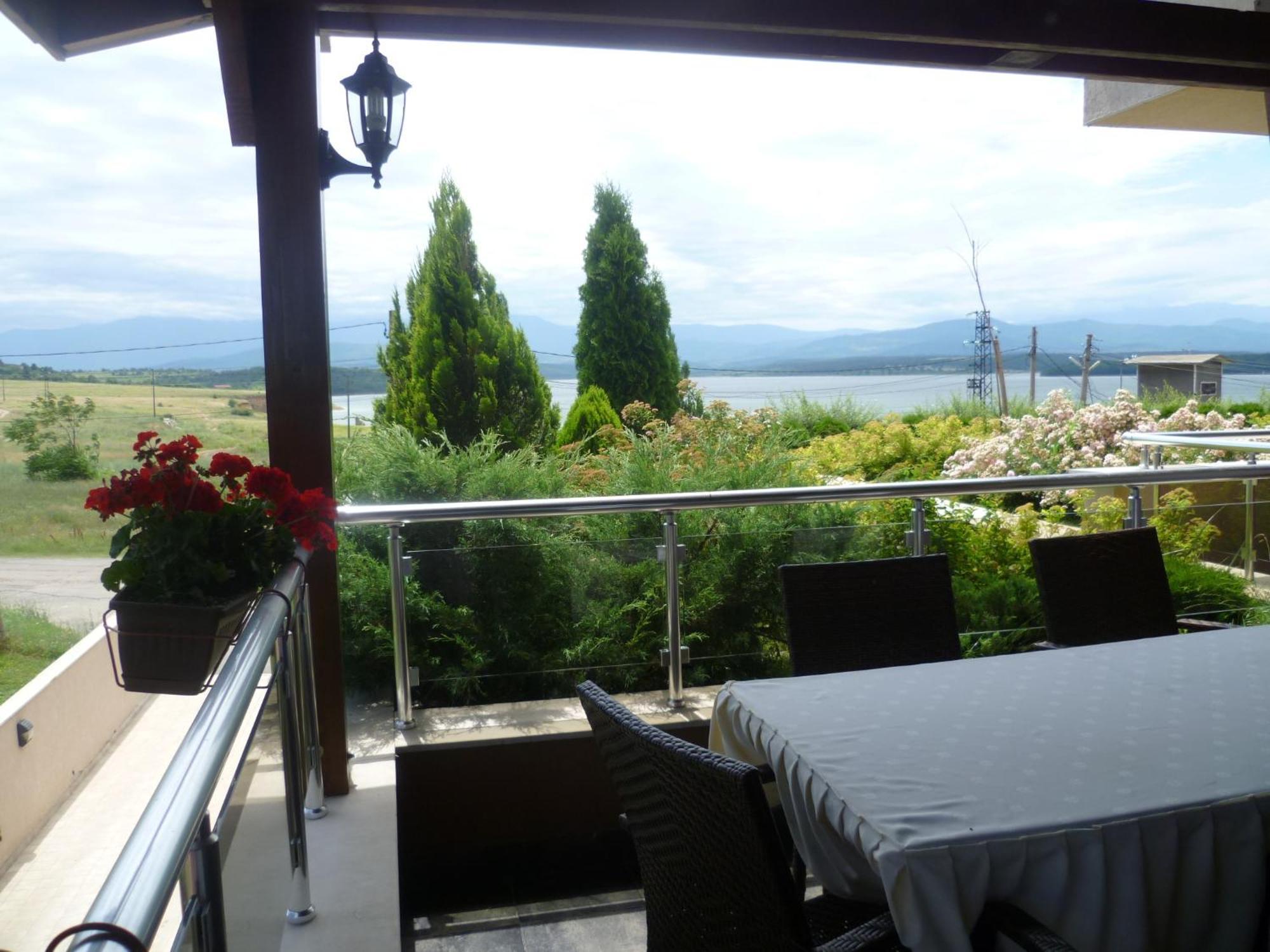 Family Hotel - Restaurant Ring Montana Kültér fotó